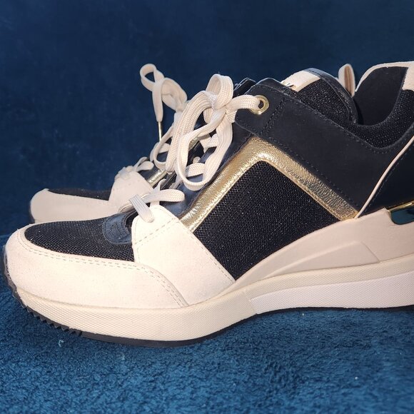 NWOT Michael Kors  Lace-Up Sneakers – Women’s Size 7M Black, Gold & Cream - Picture 14 of 16